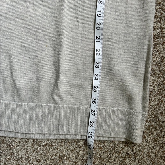 Wilfred Aritizia Devry Grey V-Neck Sweater Oversized Merino Wool Comfy Small - Picture 6 of 7